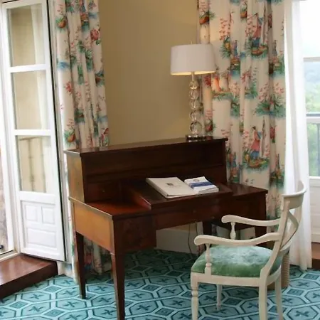 Palacio Urgoiti 4* موغاينا