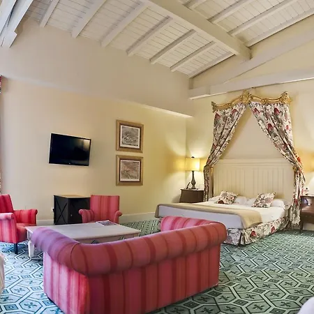 Palacio Urgoiti 4* موغاينا